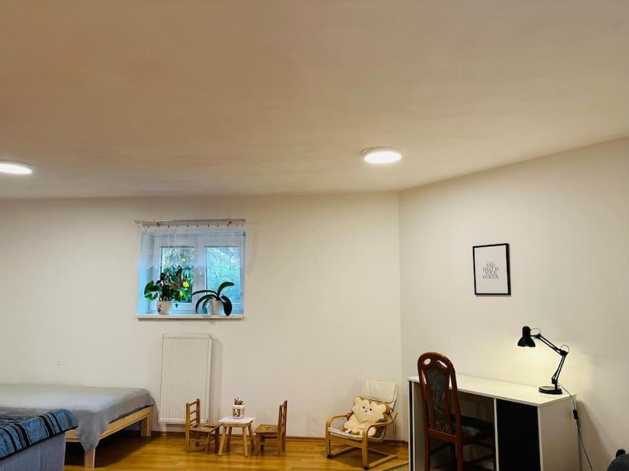Family-Friendly Prague 5 Stay Exterior foto