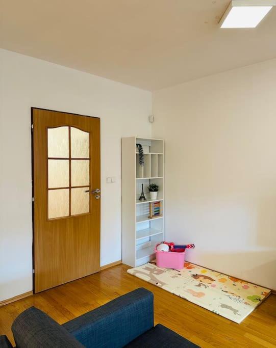 Family-Friendly Prague 5 Stay Exterior foto