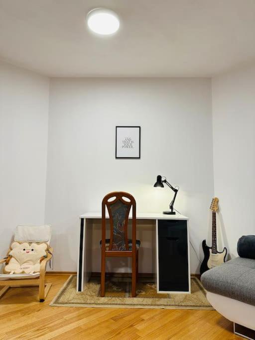 Family-Friendly Prague 5 Stay Exterior foto
